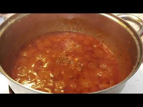 How I cut the acidity in pasta sauce