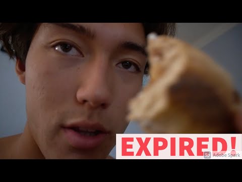 EATING EXPIRED BAGELS (TEST)