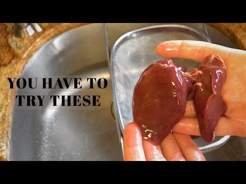 How to Cook and Clean Chicken Livers / Chef Lessons