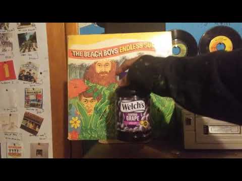 Opening and taste testing nearly expired grape jelly (New England wildlife &amp; more parody)