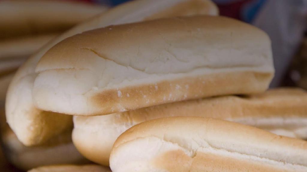 hot dog buns white spots