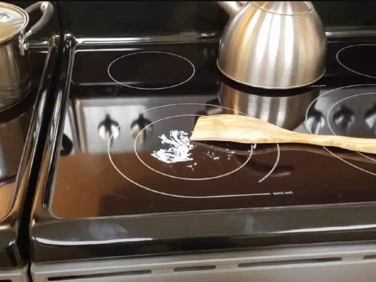 melted-plastic-on-glass-stovetop-how-to-remove-it-safely-kitchenbun