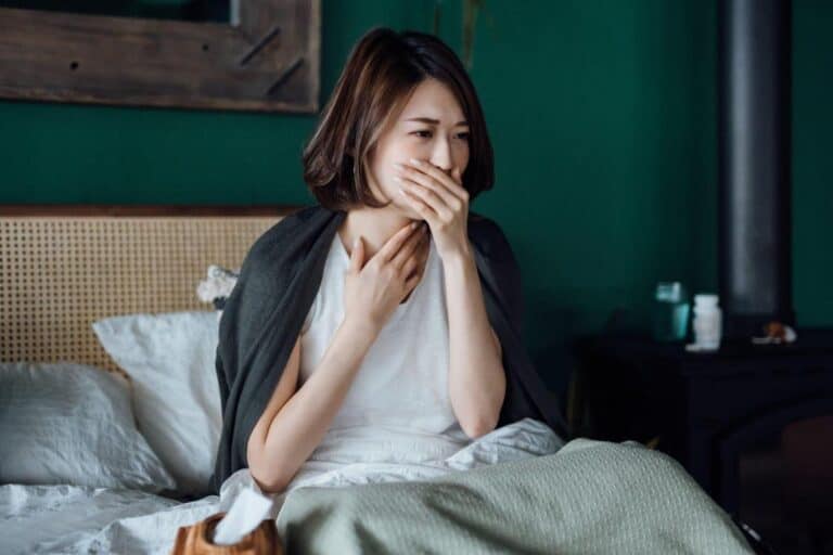 Is Cold Food Good for Sore Throat? (Sore Throat Relief)