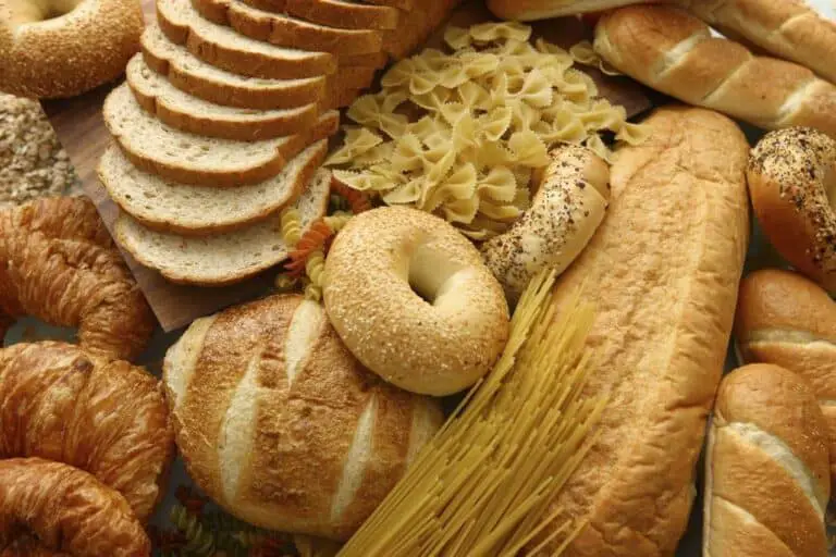 What Makes Bagels Last Longer than Bread? Find Out Here