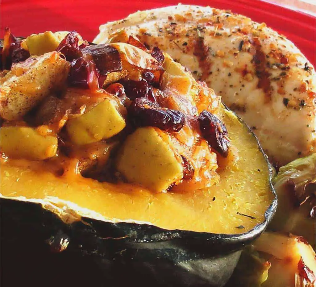 stuffed acorn squash apples-raisins