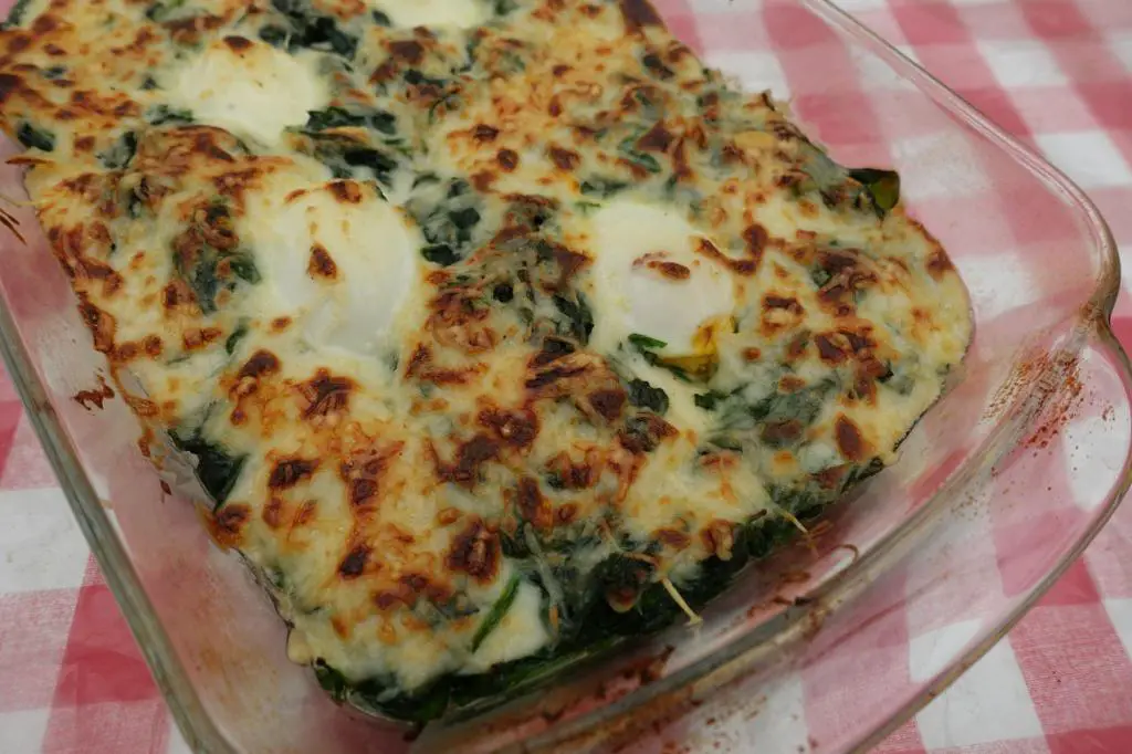 Spinach With Béchamel Sauce Gratin Hard-Boiled Egg Baking in the Oven 