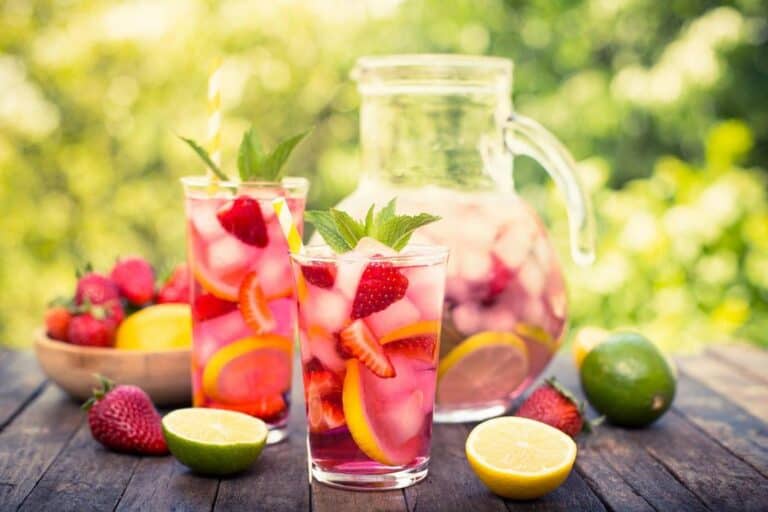 Why Should You Avoid Drinking Water After Eating Fruits? Balancing Hydration