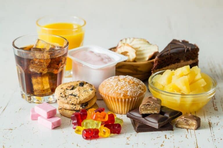 Does Drinking Water After Eating Sugar & Sweets Help Sugar Level?