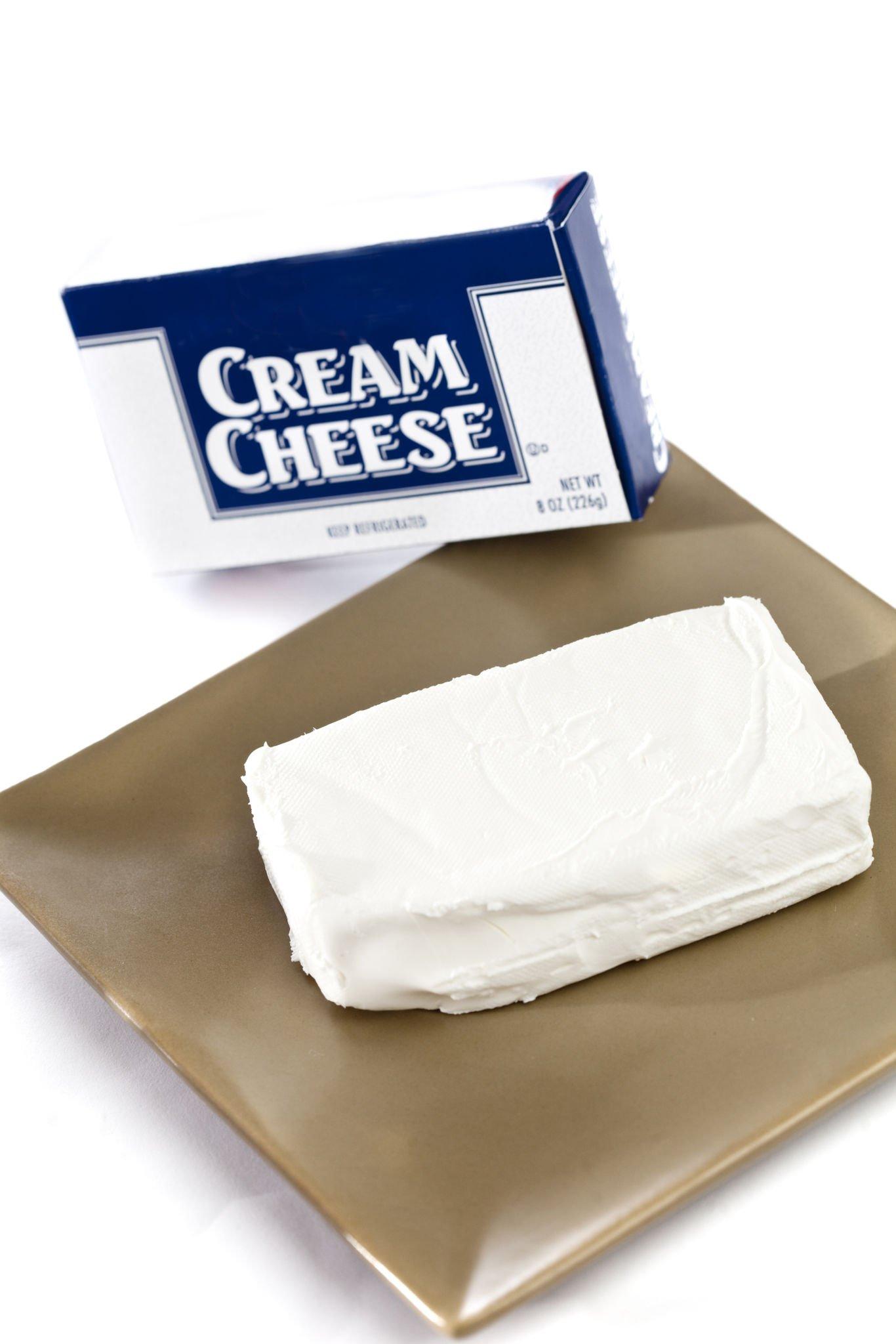 what-happens-if-you-eat-expired-cream-cheese-still-safe-to-consume