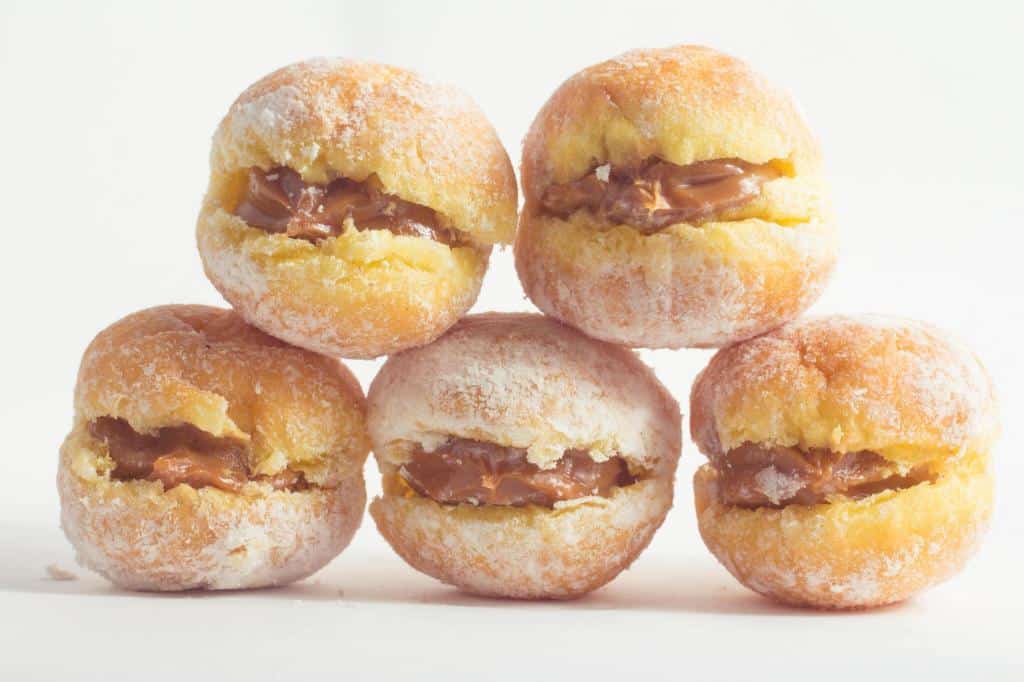 dream brazilian bakery dream cream filled-donuts
