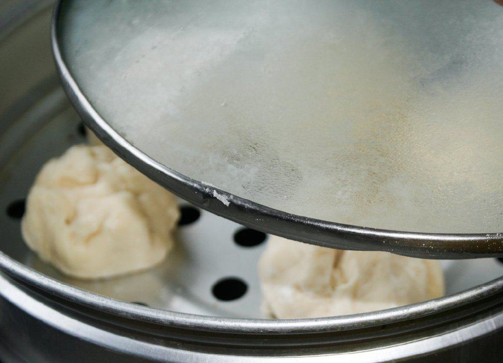 how to cook reheat siopao