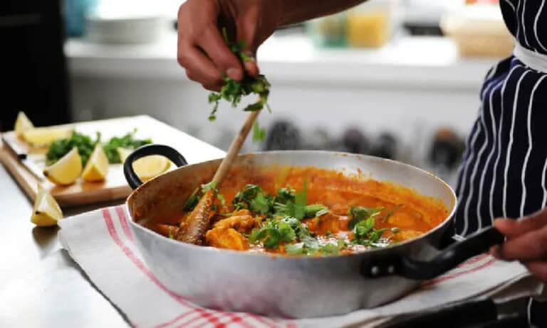 Why Does Restaurant Curry Taste Better? What’s the Secret?