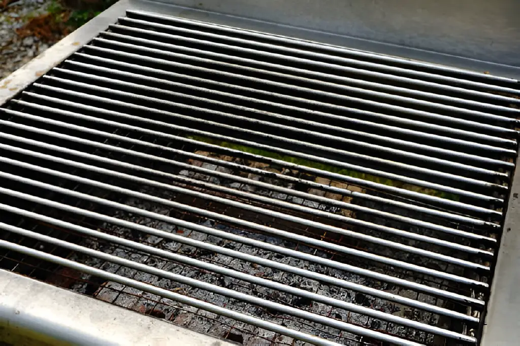 dirty grill need cleaning