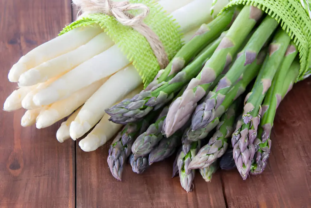 White and Green Asparagus