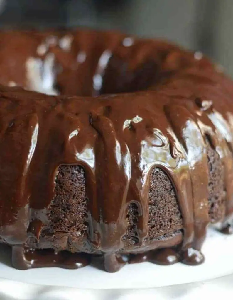 chocolate bundt cake with ganache glaze