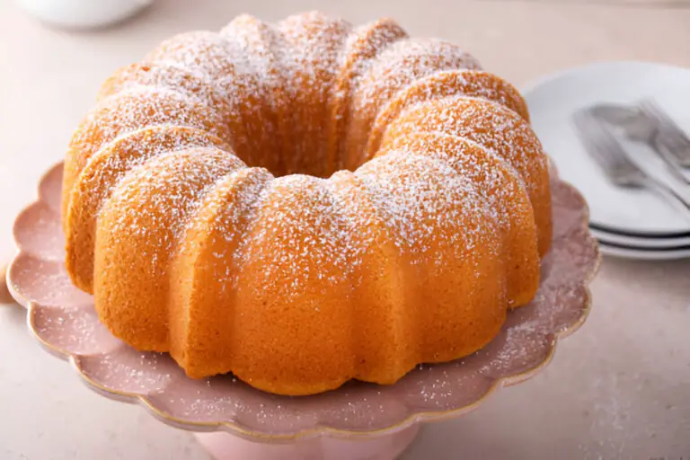 Can I Leave My Bundt Cake Out Overnight? Does It Need to Be Refrigerated?