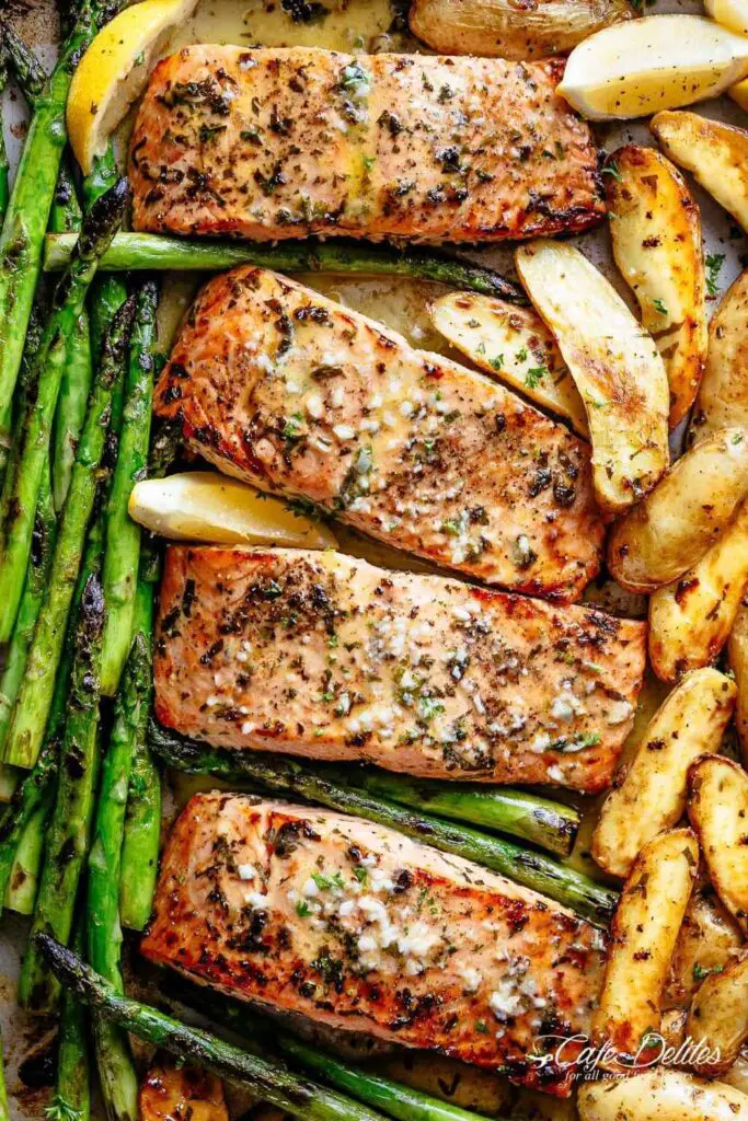 Baked Pan Salmon Green Bean