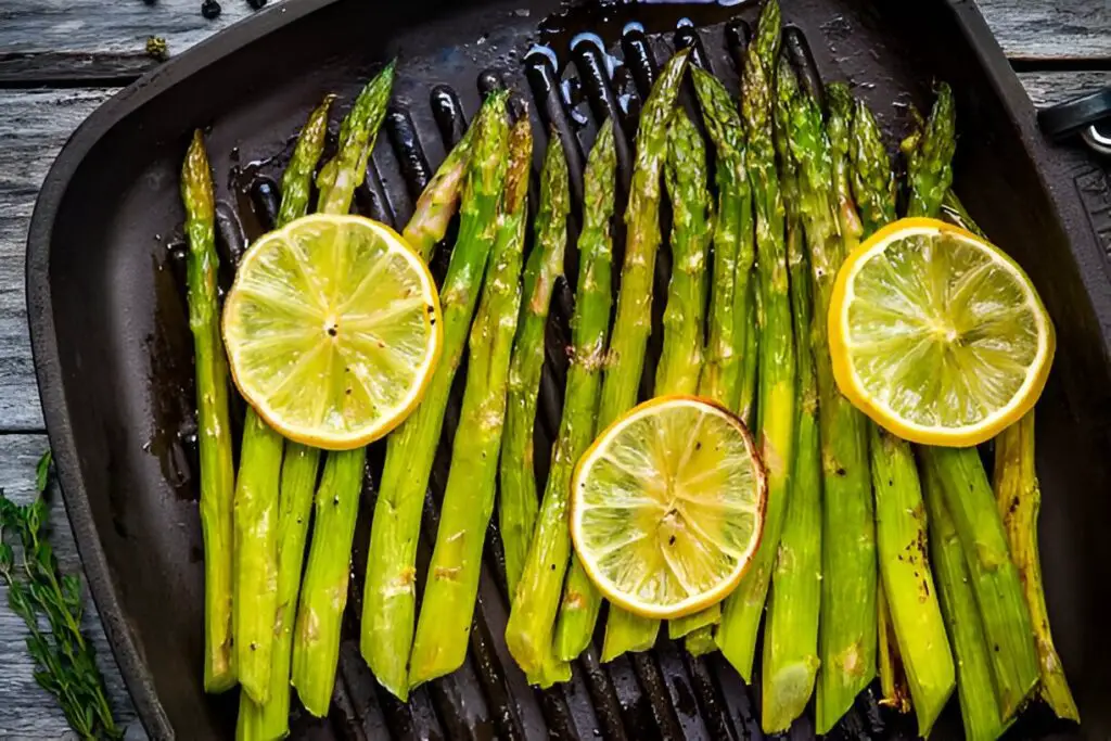 grilled organic asparagus with lemon