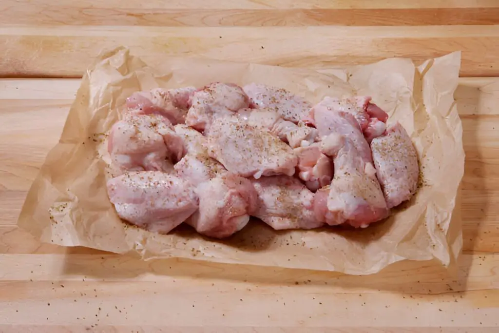 seasoning raw split chicken wings
