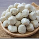 pork meatballs in wooden plate